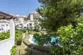 Haus 4 Schlafzimmer 221 m² Dos Hermanas, Spanien