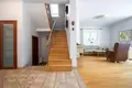 Dom 5 pokojów 240 m² Lomianki Dolne, Polska
