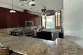 Piso independiente 4 habitaciones 242 m² José Santos Guardiola, Honduras