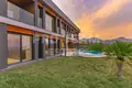 5 bedroom villa 600 m² Konyaalti, Turkey