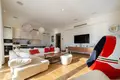 Квартира 2 спальни 237 м² Тиват, Черногория
