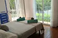 4 bedroom house 215 m² San Pedro Alcantara, Spain