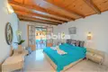 Hotel 400 m² in Livadi, Greece