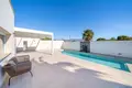 4-Schlafzimmer-Villa 246 m² lAlfas del Pi, Spanien