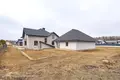 House 325 m² Papiarnianski sielski Saviet, Belarus