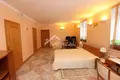 Дом 4 комнаты 400 м² в Юрмале, Латвия