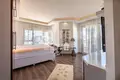 Mieszkanie 4 pokoi 180 m² Muratpasa, Turcja