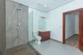 6 bedroom house 385 m² Coxen Hole, Honduras