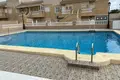 Bungalow de 2 dormitorios 51 m² Torrevieja, Španjolska