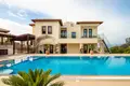 4 bedroom Villa 400 m² Kamares, Cyprus