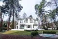 Casa 4 habitaciones 440 m² Jurmala, Letonia