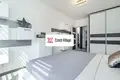 Mieszkanie 4 pokoi 79 m² Miasto Stołeczne Praga, Czechy