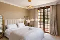 4 bedroom house 490 m² San Pedro Alcantara, Spain