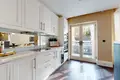 3 bedroom apartment 131 m² in London, United Kingdom