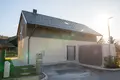 Дом 201 м² Медводе, Словения