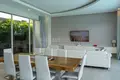 Wohnung 4 Schlafzimmer 642 m² Choeng Thale, Thailand