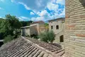 Propiedad comercial 969 m² en Anghiari, Italia