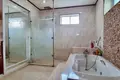 Maison 3 chambres  Nong Prue, Thaïlande