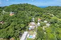 Haus 3 Schlafzimmer 204 m² Six Huts, Honduras