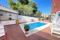 3 bedroom house 187 m² Dos Hermanas, Spain