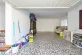 Haus 5 Schlafzimmer 304 m² Dos Hermanas, Spanien