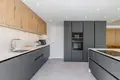 Mieszkanie 4 pokoi 180 m² Dos Hermanas, Hiszpania