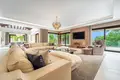 Haus 5 Schlafzimmer 1 023 m² San Pedro Alcantara, Spanien