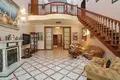 9 room house 587 m² in Troitsk, Russia