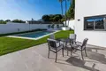 Haus 5 Schlafzimmer 420 m² Dos Hermanas, Spanien