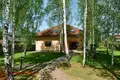 Chalet 337 m² Kalodziscanski sielski Saviet, Bélarus