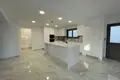 Квартира 4 спальни 350 м² в Агиос Тихонас, Кипр