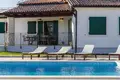 4 bedroom Villa 220 m² Grad Pula, Croatia