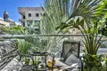 Residential quarter Montefiore 2 pieces