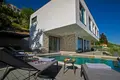4 bedroom house 375 m² Grad Omis, Croatia
