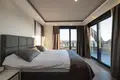 Luxury 2-Bedroom Penthouse with Expansive Living Space and Modern Comfort
