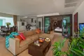 Wohnung 2 Schlafzimmer 175 m² Rawai, Thailand