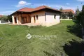 House 1 bathroom 94 m² in Central Hungary, All countries