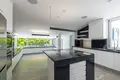 5 bedroom apartment 576 m² Chloraka, Cyprus