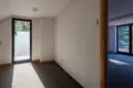 8 room house 400 m² Warsaw, Poland