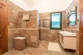9-Zimmer-Villa 365 m² Dobrota, Montenegro