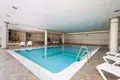 Mieszkanie 2 pokoi 157 m² Marbella, Hiszpania
