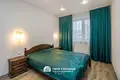 Mieszkanie 2 pokoi 77 m² Mińsk, Białoruś