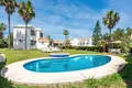 Haus 4 Schlafzimmer 300 m² Dos Hermanas, Spanien