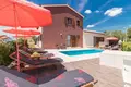 villa de 5 dormitorios 220 m² Roviño, Croacia