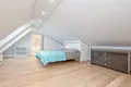 Mieszkanie 4 pokoi 128 m² Ryga, Łotwa