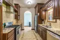 5 bedroom house 697 m² West Bay, Honduras