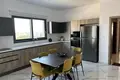 Mieszkanie 3 pokoi 120 m² w Jermasoja, Cypr