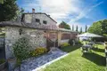 Propiedad comercial 675 m² en Greve in Chianti, Italia