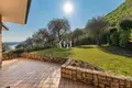 3 bedroom villa 335 m² Gardone Riviera, Italy