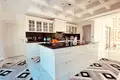 Casa grande 8 habitaciones 1 200 m² Dosemealti, Turquía